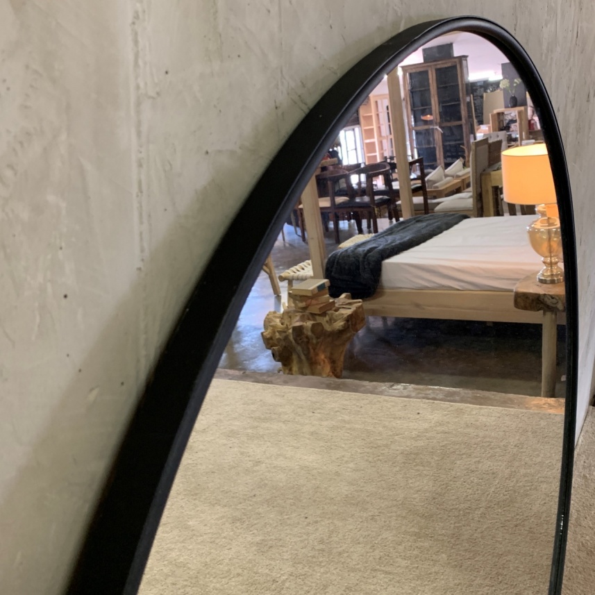Round Iron Mirror - Image 3