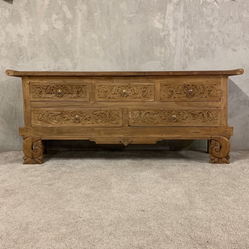 Beluntas Carved Unit